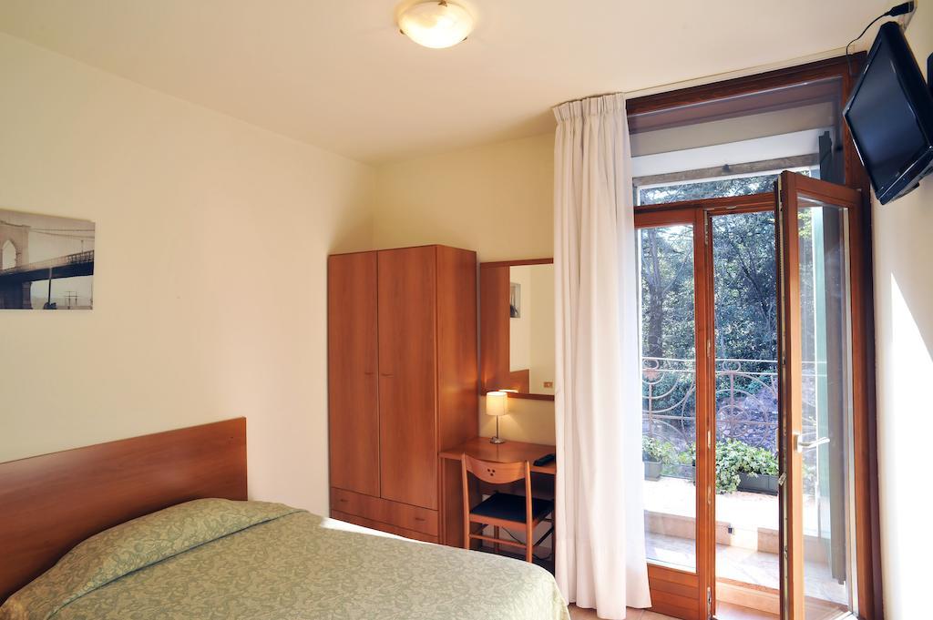 Albergo Croce D'Oro Dolce Room photo